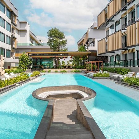 Crystal Srivaree Suvarnabhumi Hotel Ban Khlong Bang Krathiam Exteriör bild