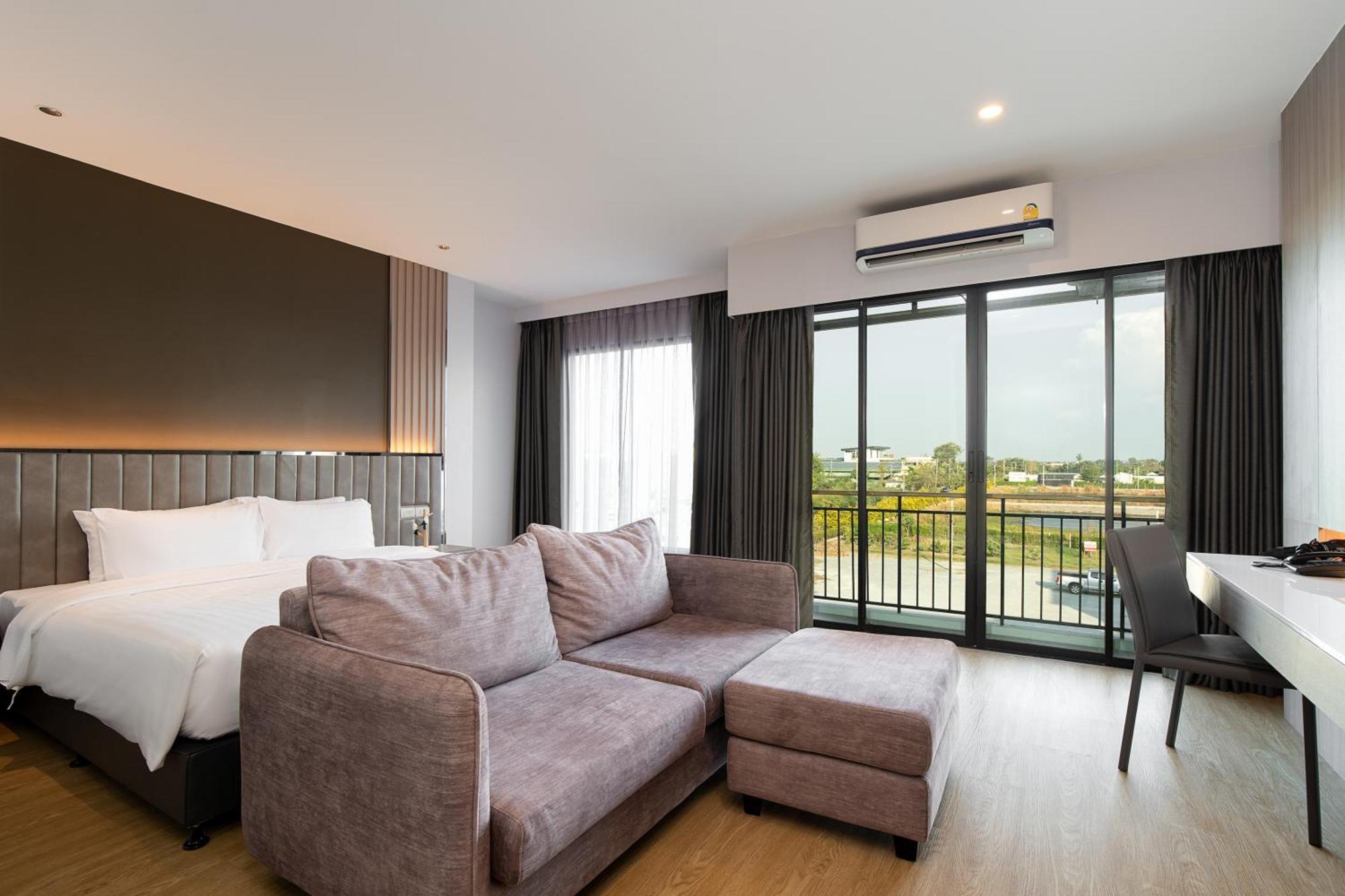 Crystal Srivaree Suvarnabhumi Hotel Ban Khlong Bang Krathiam Rum bild