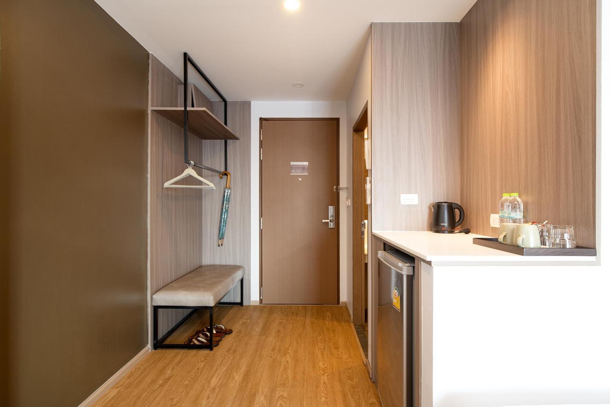 Crystal Srivaree Suvarnabhumi Hotel Ban Khlong Bang Krathiam Rum bild