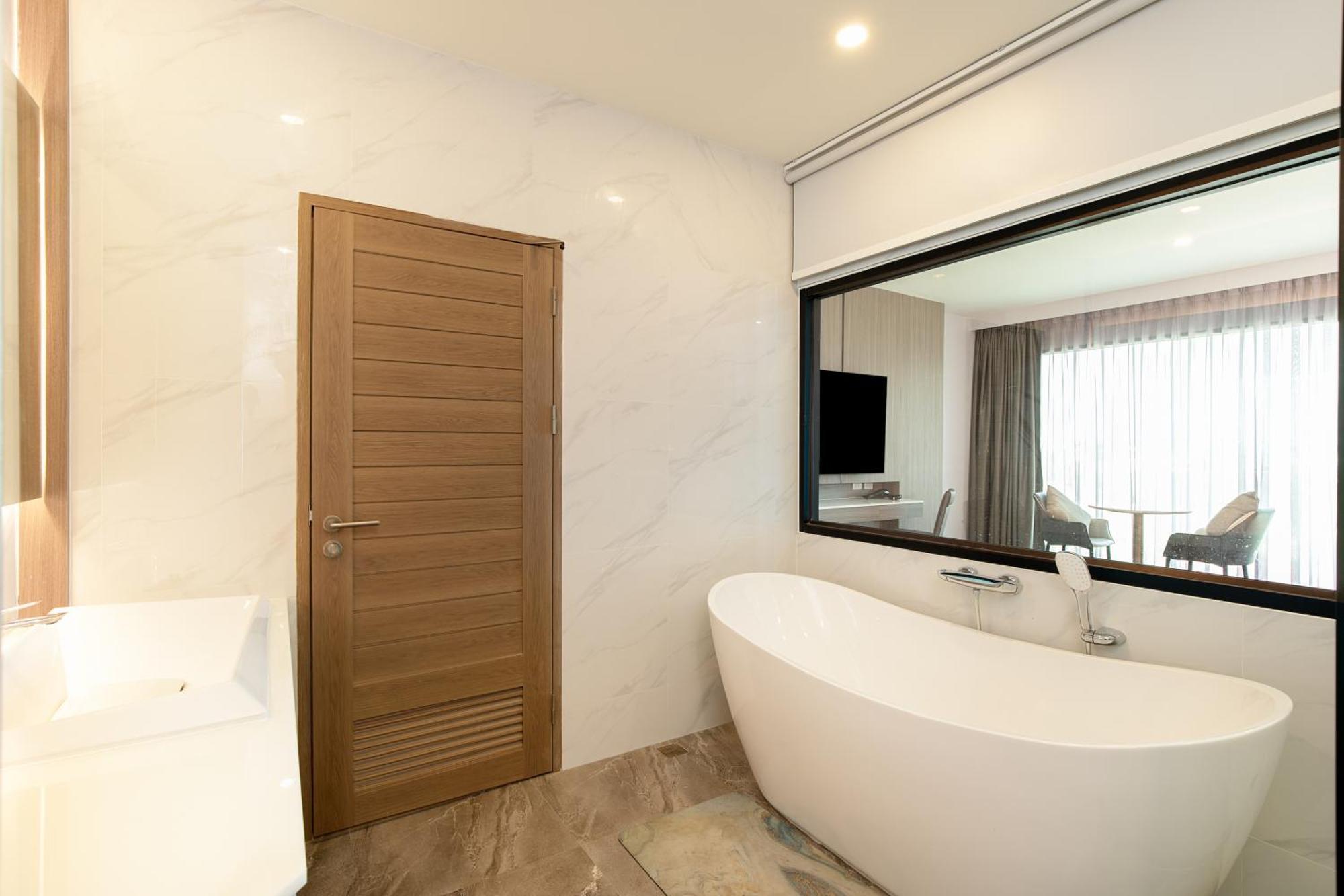 Crystal Srivaree Suvarnabhumi Hotel Ban Khlong Bang Krathiam Rum bild